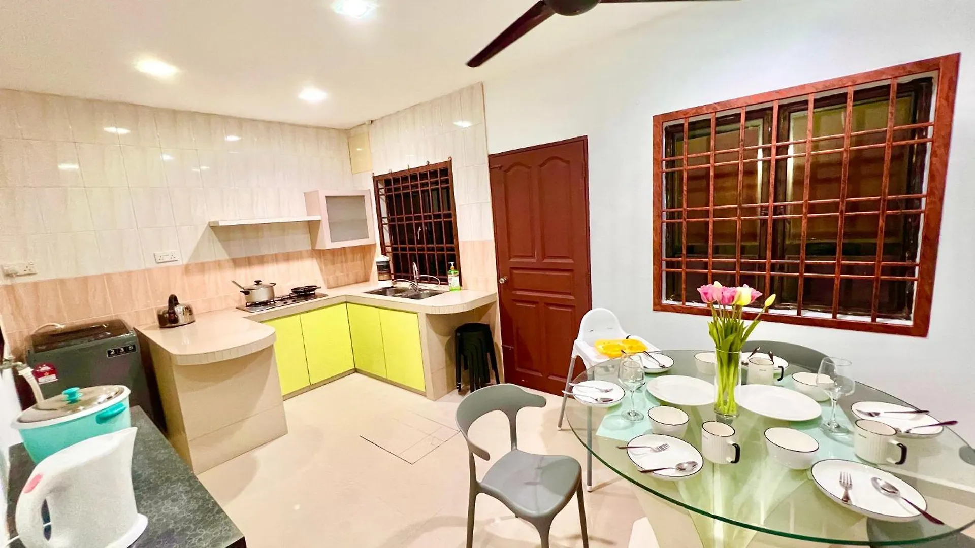 Teddy House With Kids Corner At Bukit Indah Near Legoland And Ecobotanic Villa Johor Bahru Holiday home